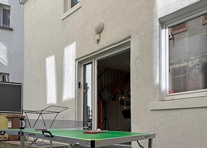 Zentr Stuttgart Gruppen-Duplex 13 Schlafplaetze, Ps5, Spiele & Terrasse